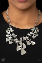 Load image into Gallery viewer, SANDS OF PHYSICAL TIME MOOD SILVER NECKLACE SET