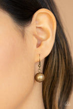 Load image into Gallery viewer, Metro Mantra Brass