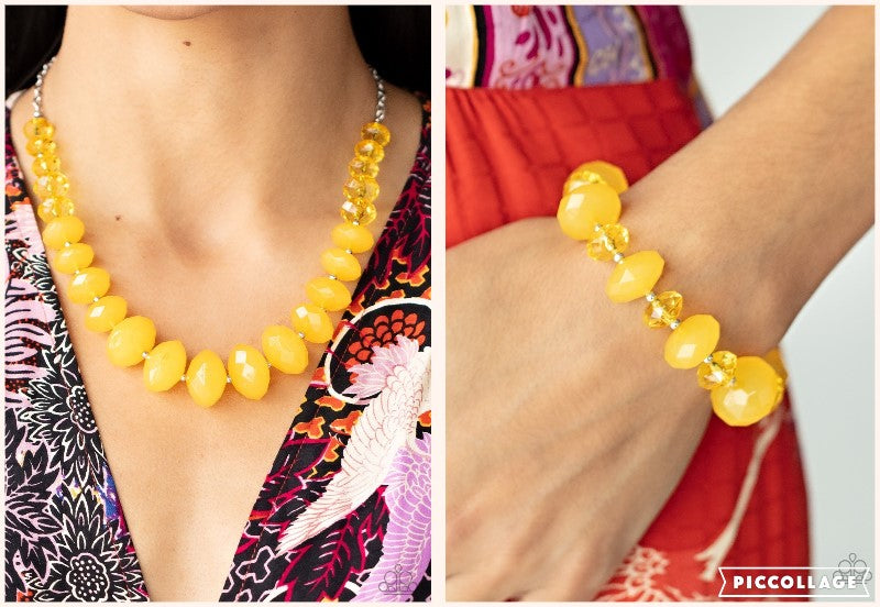 Keep Glow Forward Yellow Necklace Set