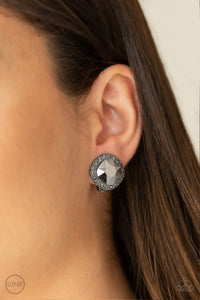 Diamond Duchess Black Clip-On