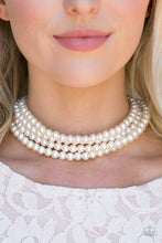 Load image into Gallery viewer, Vintage Romance White Choker
