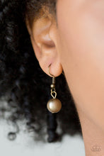 Load image into Gallery viewer, Party Pearls Brass
