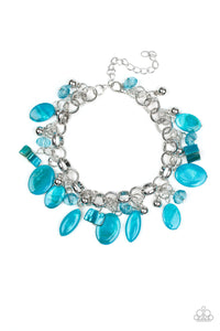Seashore Sailing Blue