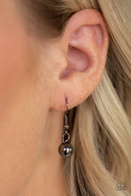 Load image into Gallery viewer, Stage Stunner Black
